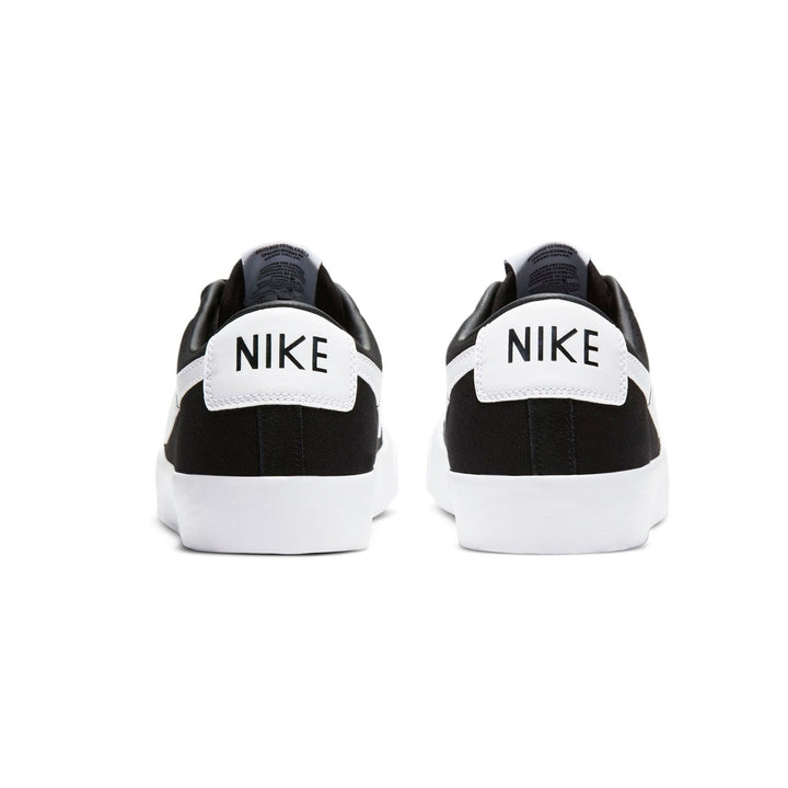 NIKE SB BLAZER LOW PRO GT ( BLACK/WHITE-BLACK-GU ) DC7695-002