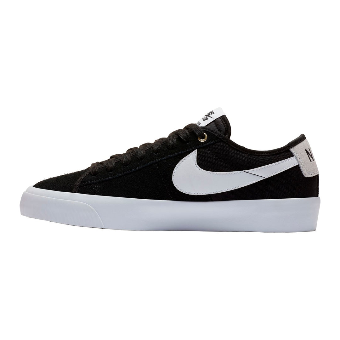 NIKE SB BLAZER LOW PRO GT ( BLACK/WHITE-BLACK-GU ) DC7695-002