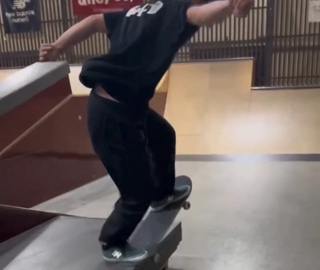 🏢25-2 Shop pro rider @ayaru_matsuki 245