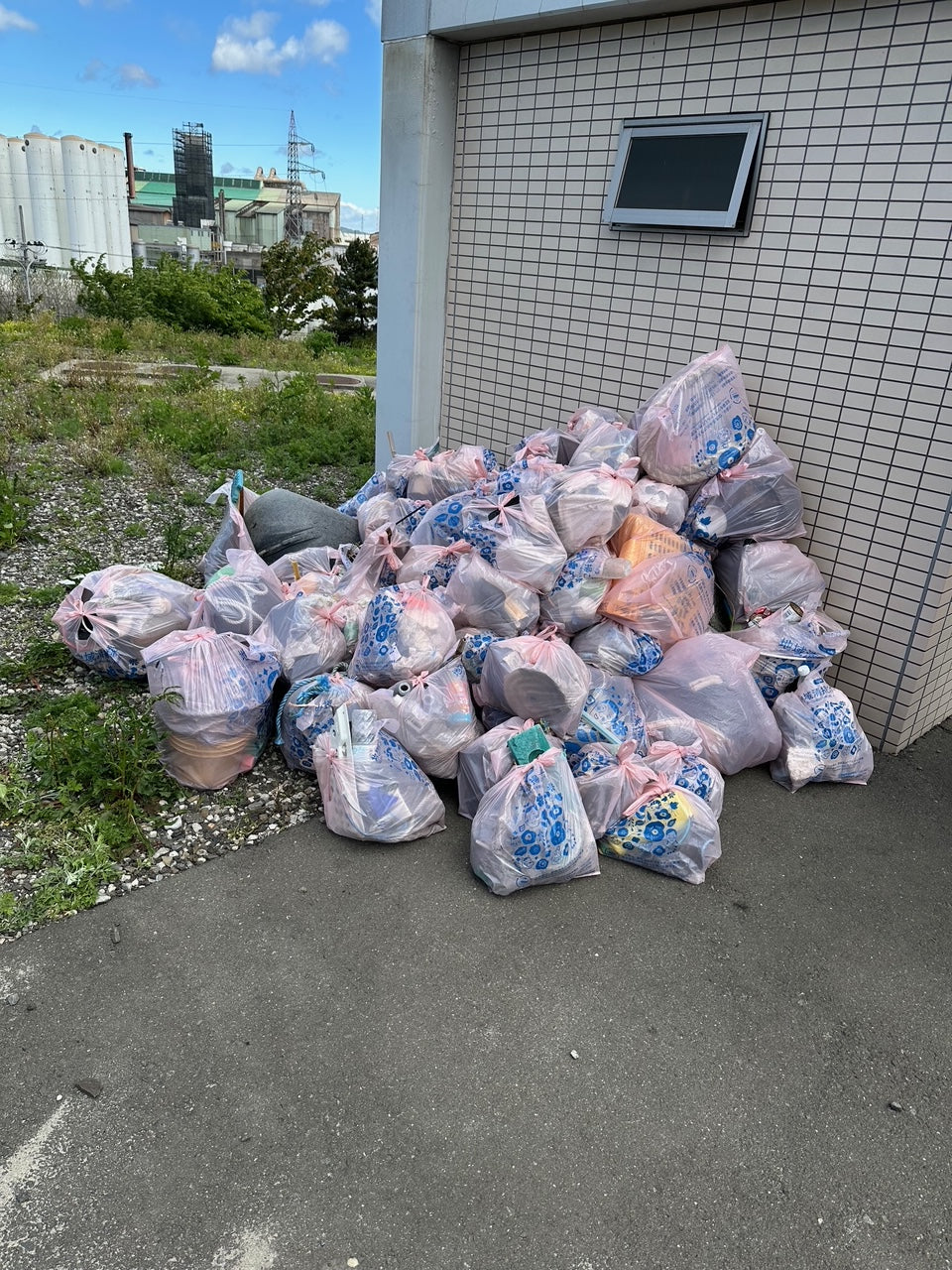 日本サーフィン連盟宮城仙台支部主催　仙台新港ビーチクリーン