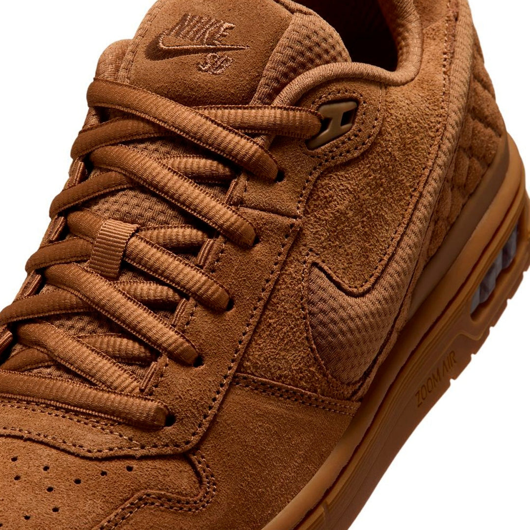 NIKE SB PAUL RODRIGUEZ ZOOM AIR LOW (LT BRITISH TAN/LT BRITISH TAN-UNIV RED-BLACK) IQ6827-200