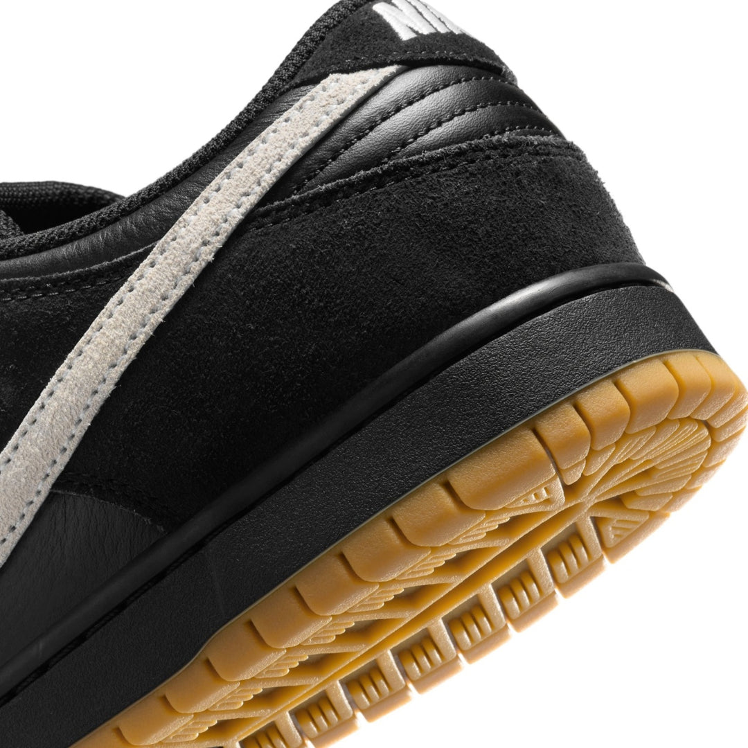 DUNK LOW PRO BLACK WHITE HF3704-003