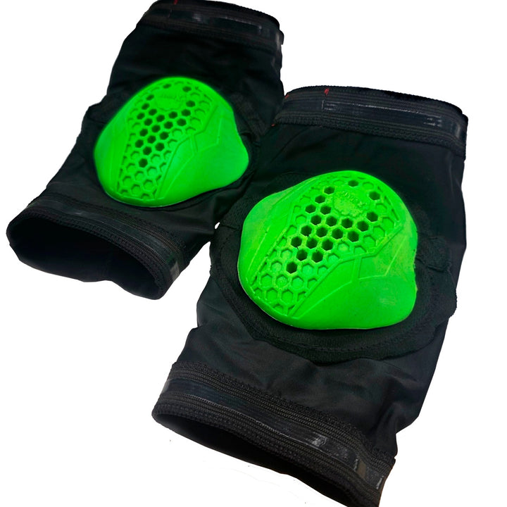 LO PRO ELBOW PADS ひじパッド
