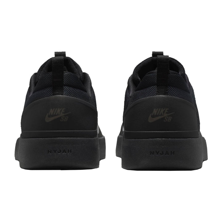 NIKE SB ZOOM NYJAH 4 (BLACK/WHITE) FQ1273-002
