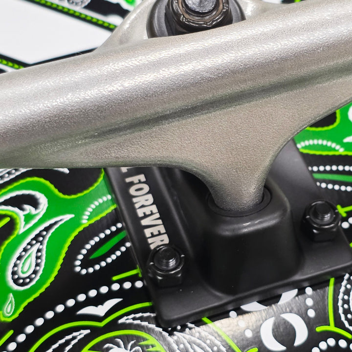 BANDANA GREEN 8.0 スケートボード スケボー コンプリート 完成組立品 セット
