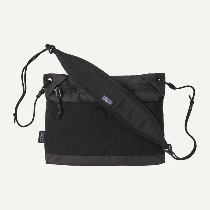 テラヴィア・サコッシュ 3L ( BLK )