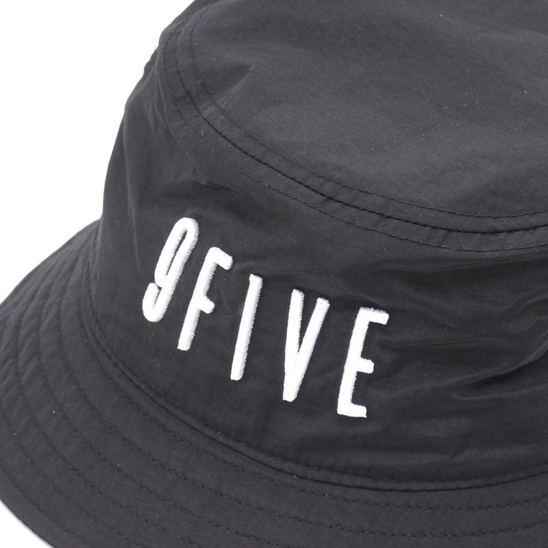 9FIVE LOGO NYLON BUCKET HAT BLACK
