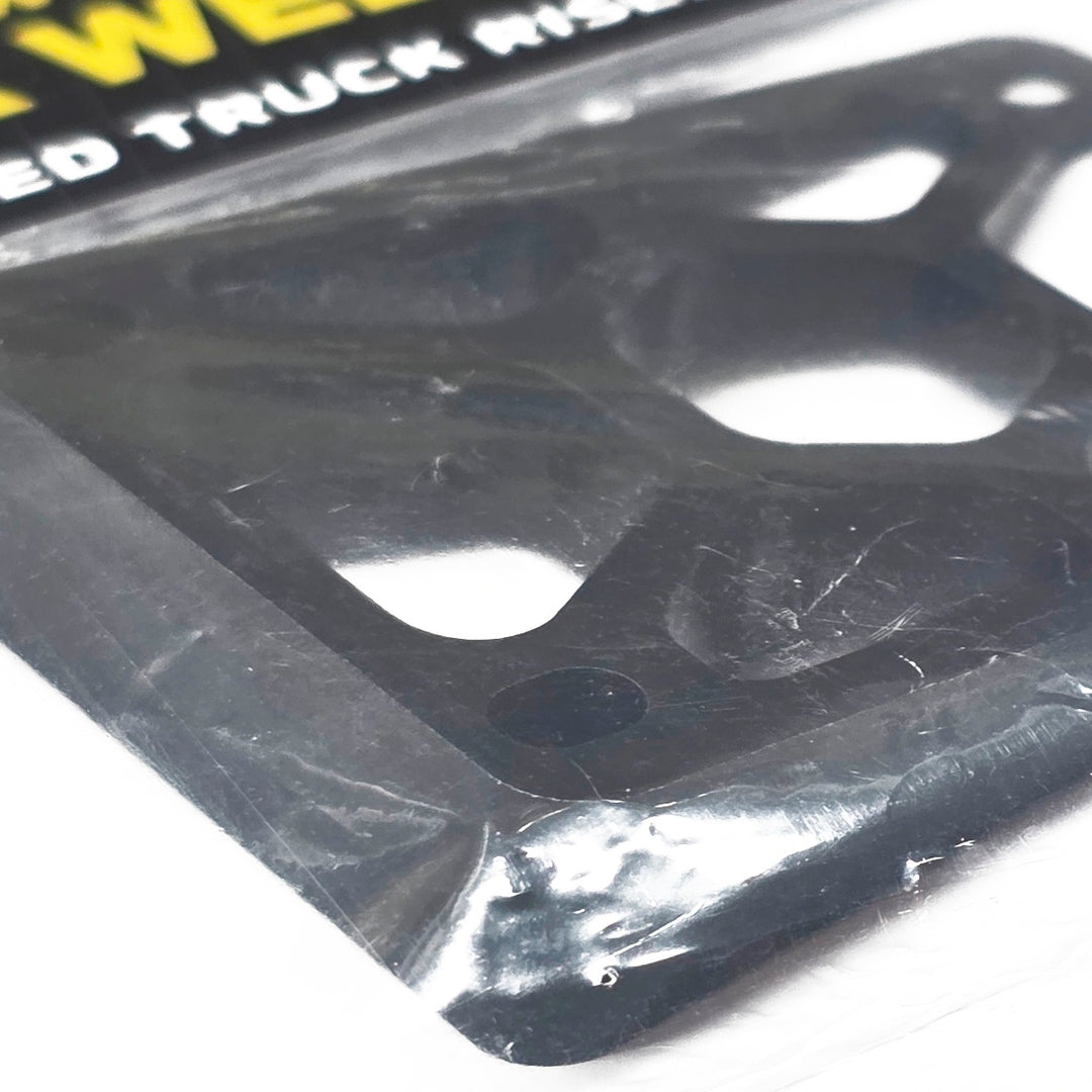 LOW-PROFILE ANGLED TRUCK RISERS 10度