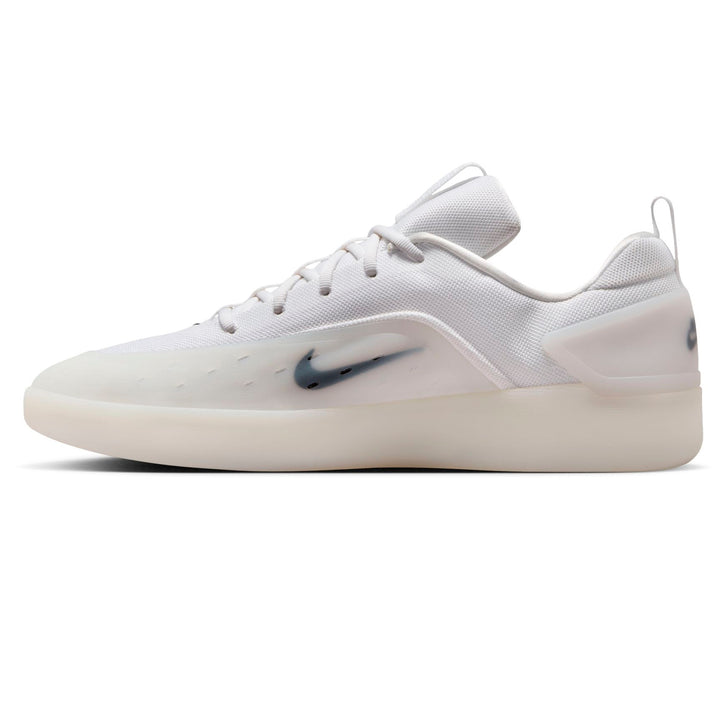 NIKE SB ZOOM NYJAH 4 (WHITE/BLACK-WHITE-BL) FQ1273-100