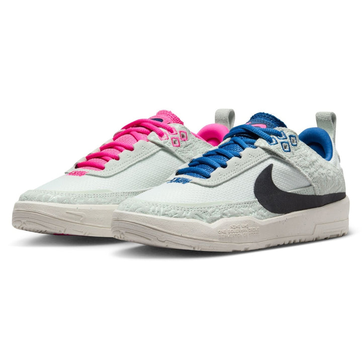 NIKE SB DAY ONE SE ( SAIL/BLACK-BRLY GREE ) FN4211-100