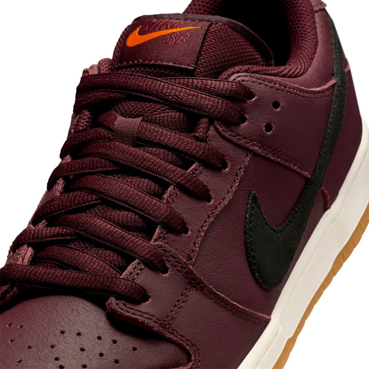 NIKE SB LOW PRO ISO (BURGUNDY CRUSH/BLACK) IO2304-600