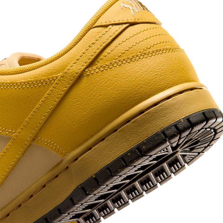 NIKE SB DUNK LOW PRO WC SAFFRON QUARTZ/SAFFR IO0427-300